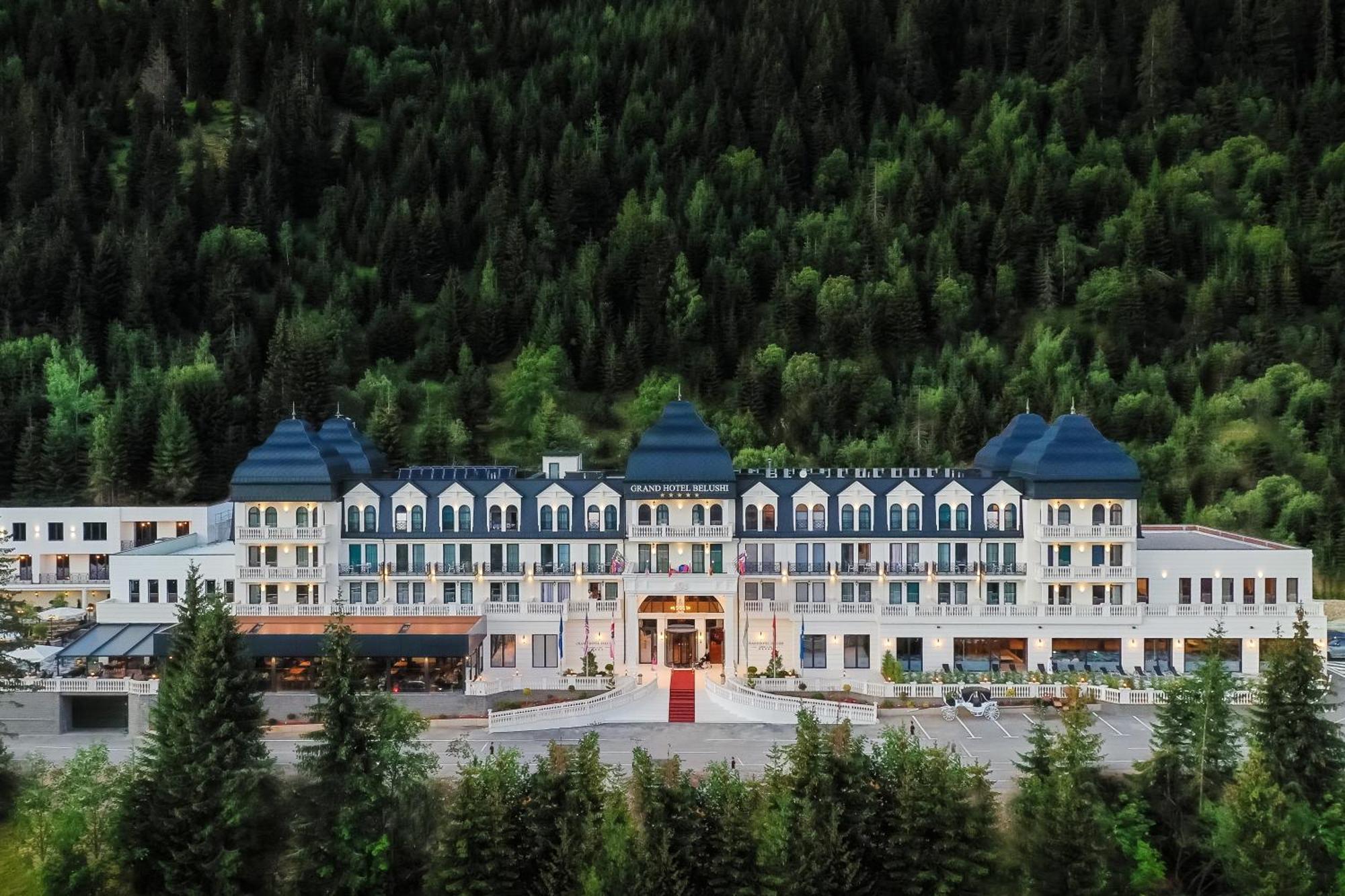 Grand Hotel Belushi Boge Eksteriør billede