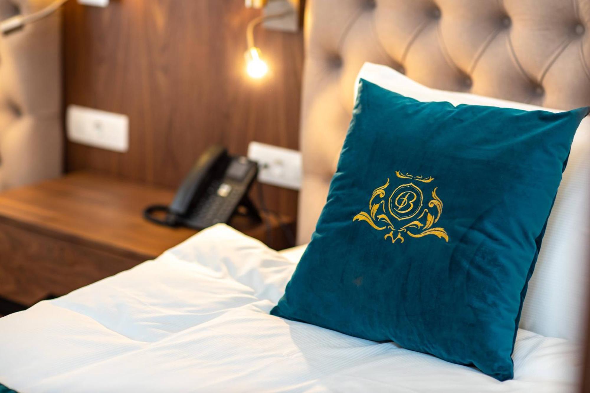 Grand Hotel Belushi Boge Eksteriør billede